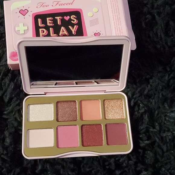 Too Faced Other - Too Faced let's play eyeshadow pallete